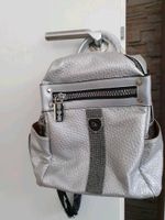 Rucksack, Farbe silber, Neu, B=20 cm, H=25 cm, T=11 cm Nordrhein-Westfalen - Enger Vorschau