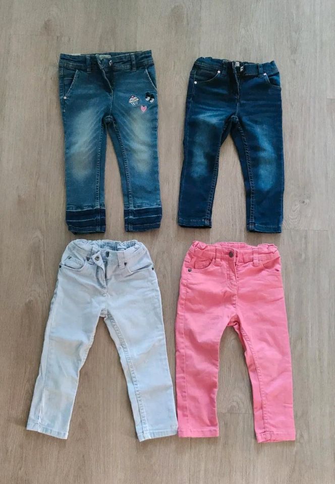 Baby Jeans Gr. 92 in Amberg