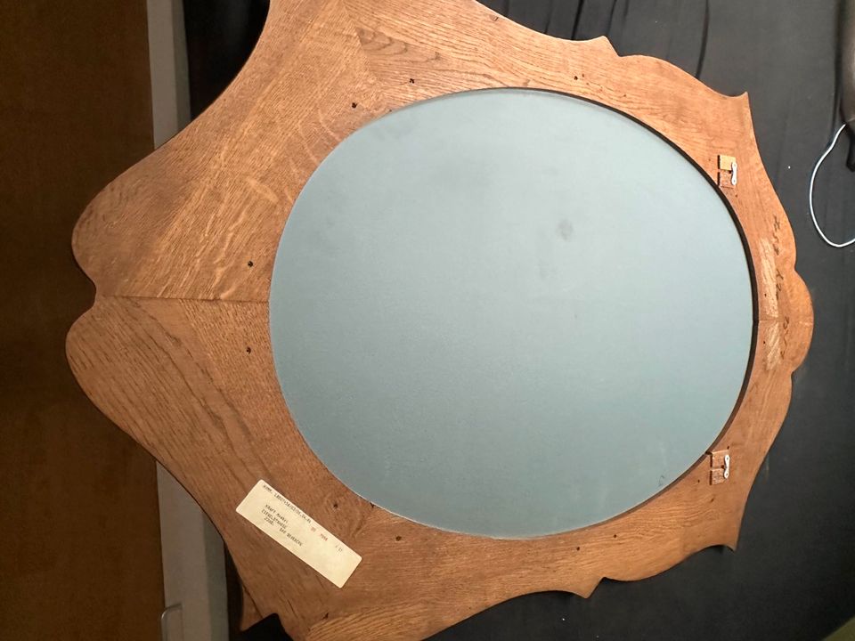 ovaler Spiegel mit Eichenrahmen 120 x 77 cm Facetten Schminken in Barmstedt