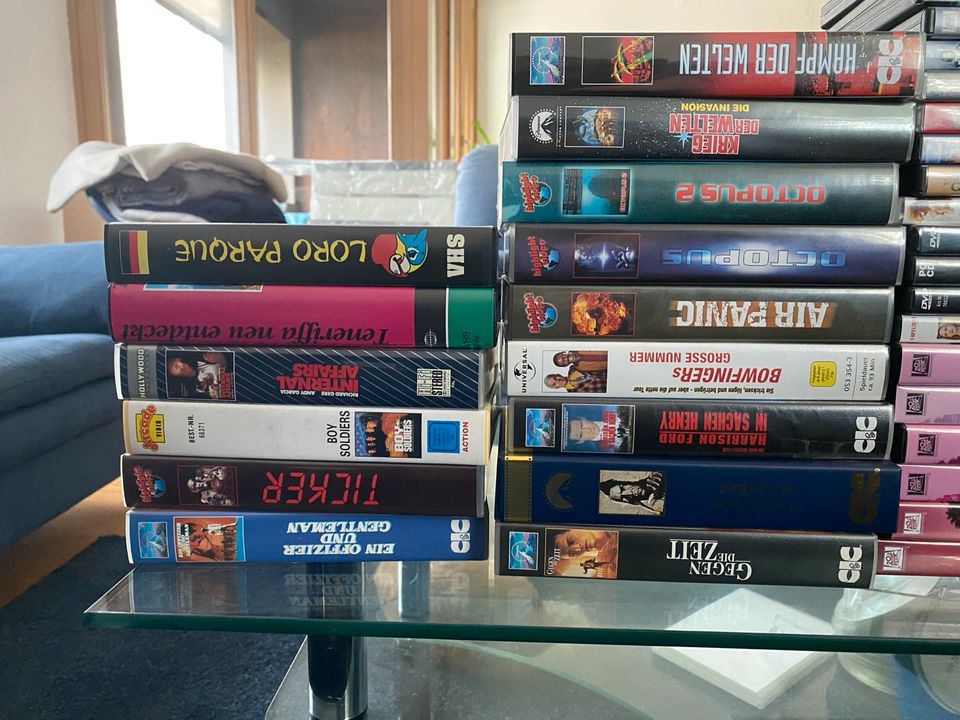 DVD & VHS Sammlung abzugeben Top Zustand in Ganderkesee