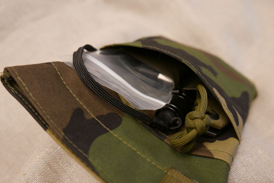 US Army Woodland ECWCS Goretex Stoff EDC TAD SERE Outdoor pouches in Schafflund