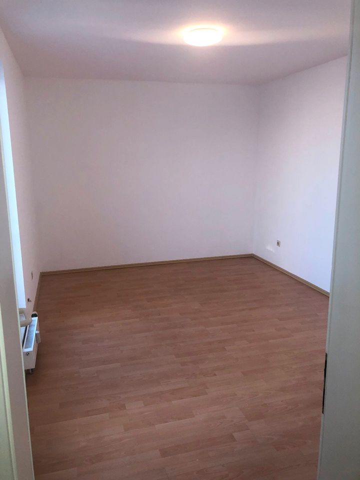 2,5-Zimmer-Wohnung mit Terrasse m Zentrum von Darmstadt in Darmstadt