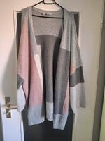 Damen Strickjacke große Größe 52/54 Hessen - Lohfelden Vorschau