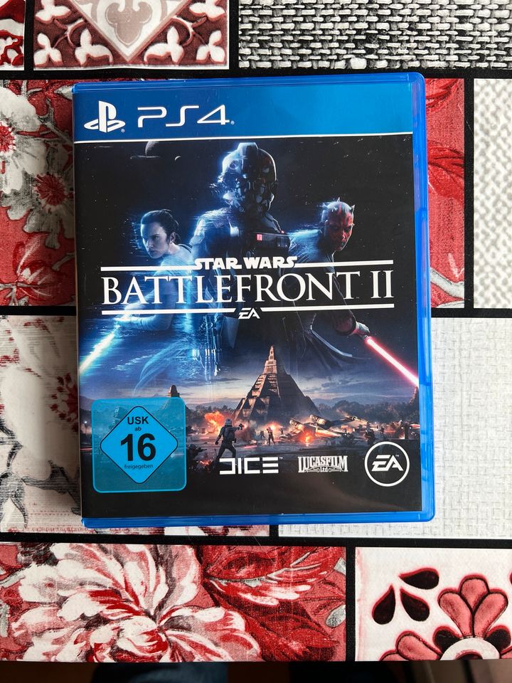 Star Wars Battlefront 2 - PS4 CD in Meckenbeuren