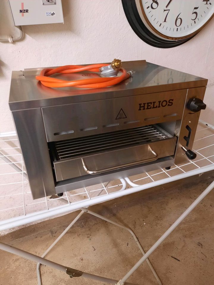 Gasgrill HELIOS wie neu in Haverlah