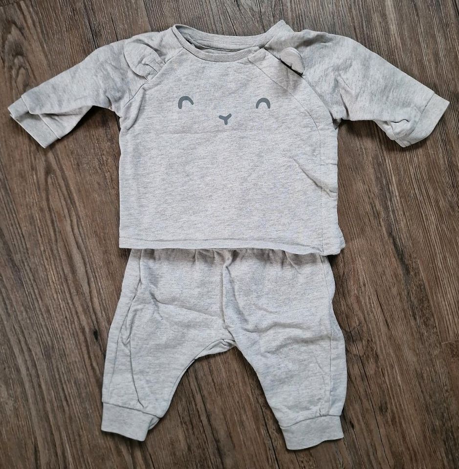 H&M Baby Set Wickeloberteil und mitwachsende Hose Gr. 62 in Berlin