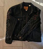 Levis Jeansjacke  - schwarz mit Nieten / Steinen - Gr. L Nordrhein-Westfalen - Langenfeld Vorschau