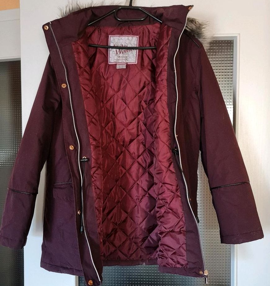 Damen Winterjacke mit Kaputze in Aschaffenburg