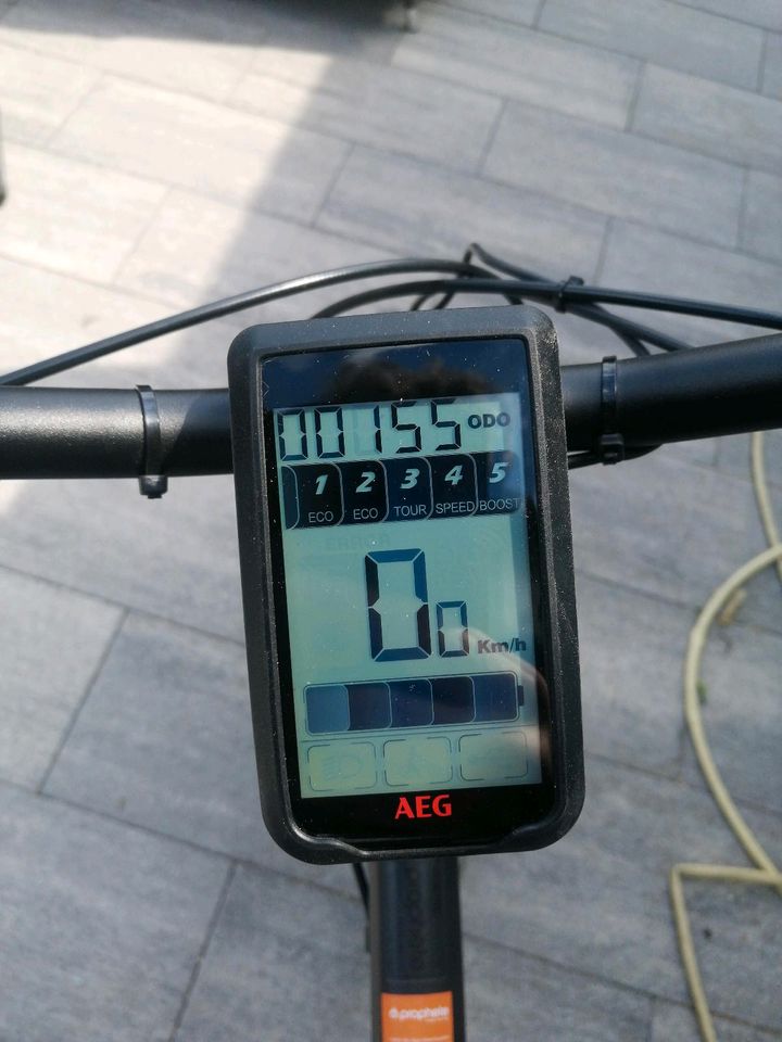 Ebike fast neu 155km, top Zustand 28zoll E-bike Fahrrad Bike in Braunschweig
