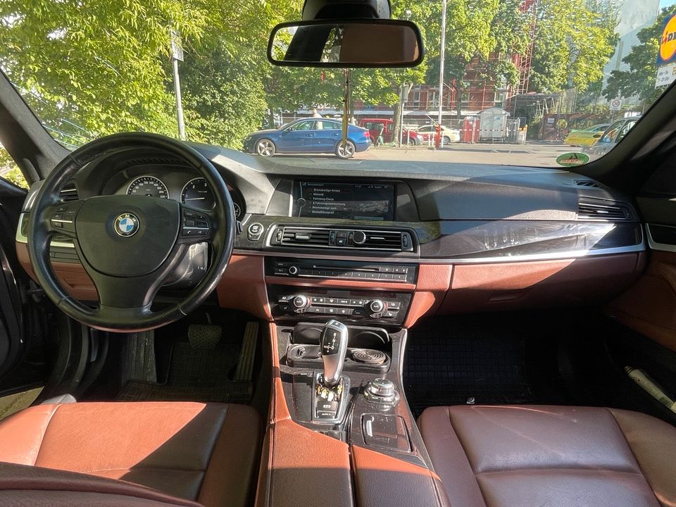 BMW 530D 245ps automatic /  tauschen möglich in Berlin