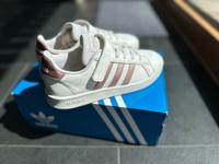 Adidas Originals Sneakers Größe 35 Baden-Württemberg - Engen Vorschau