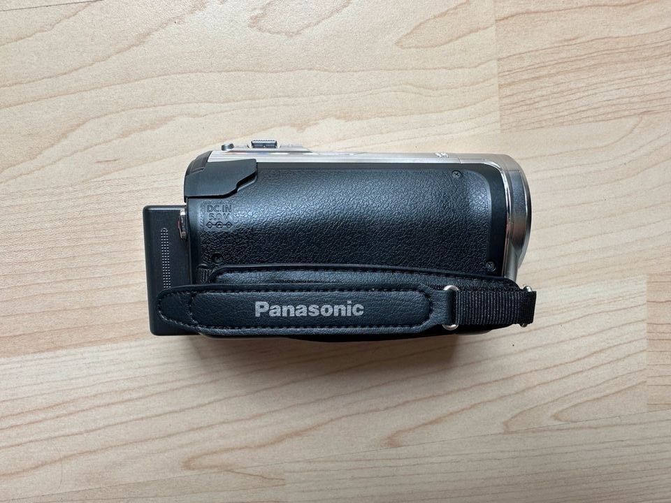 Panasonic HDC-SD 66 Videokamera neuwertig mit Tasche in Fredersdorf-Vogelsdorf