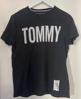Tommy Hilfiger T Shirt Größe S Baden-Württemberg - Brühl Vorschau