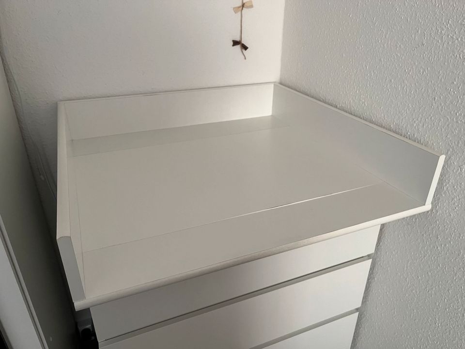 Wickelaufsatz fur Ikea Malm Kommode + wickelunterlagen in Bad Lausick