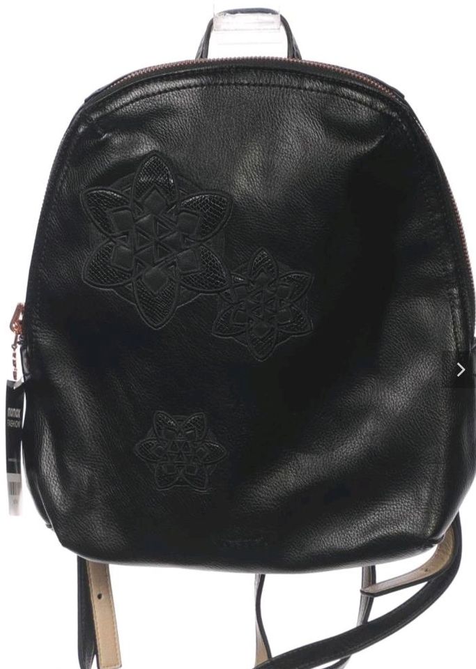 "Desigual "Rucksack schwarz. Sehr gut in Neuhof