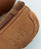 UGG Lammfell Velour Leder Mokkassins Shearling EU 42 Sheepskin Niedersachsen - Obernkirchen Vorschau