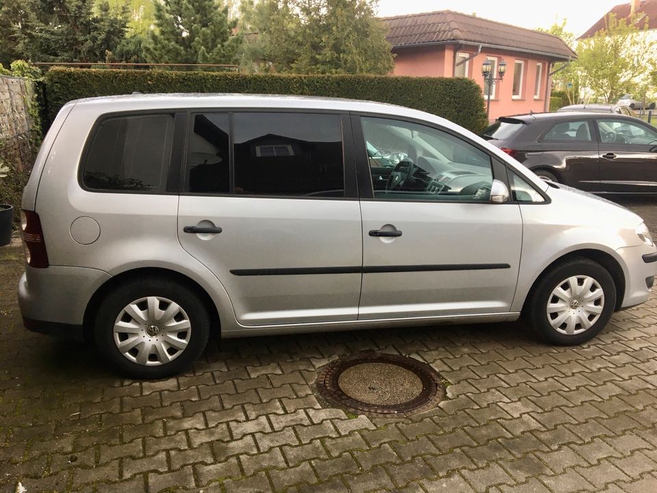 VW Touran 1,6 in Cottbus