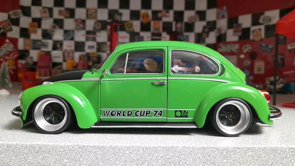 VW Käfer 1 : 18 Sondermodell World Cup Porsche Fuchs in Freilassing