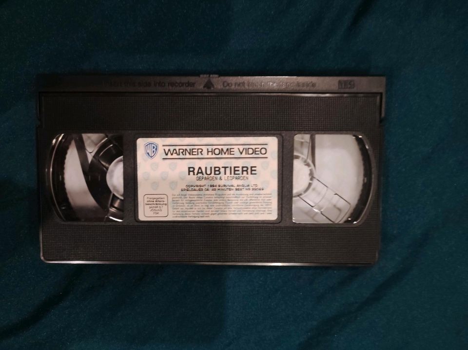 VHS Raubtiere - Der gnadenlose Kampf ums Überleben in Duisburg