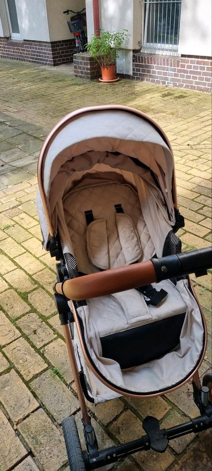 Kinderwagen. in Leipzig