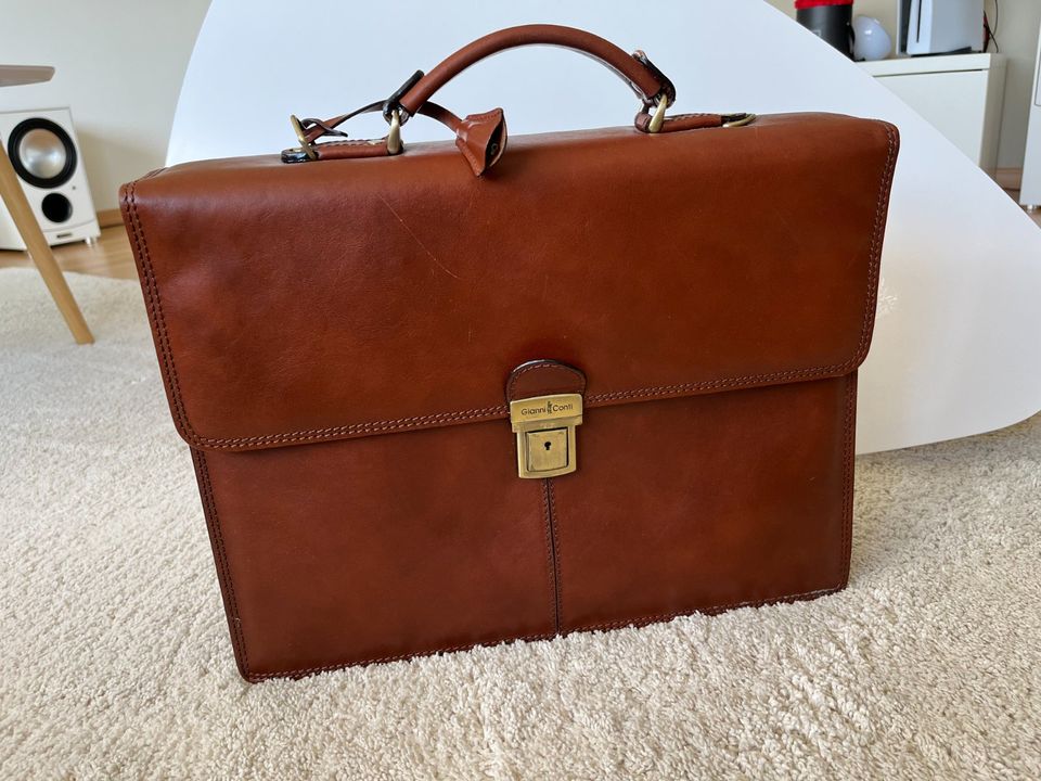 Tolle Aktentasche/Business Tasche aus hochwertigem Leder! Wie Neu in Bramsche