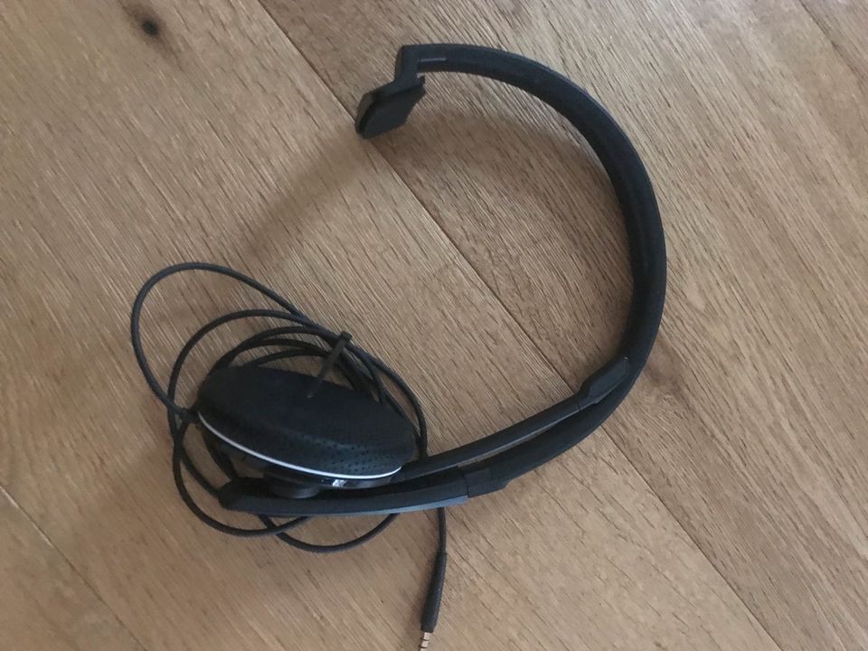 Headset von Sennheiser Epos Type SCGD5 in Solingen