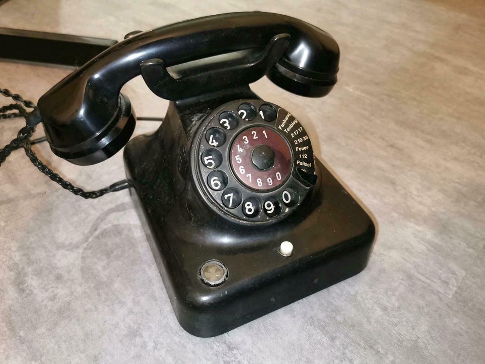 Siemens  FG Sk 54 tist 6a Bakelit Telefon 1954 Schwarz DDR Deko in Dinslaken