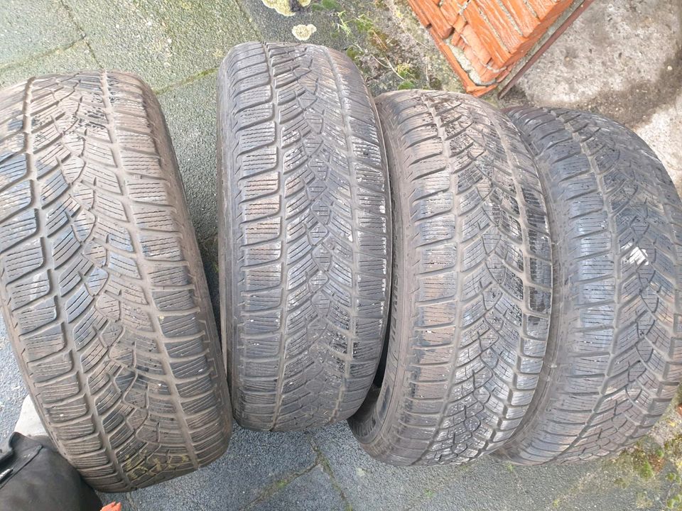 Fulda Winterreifen 225/60 R 17 in Kevelaer