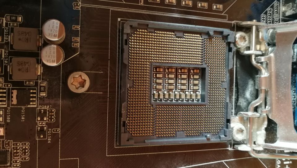 Bundle Intel Core i5 2500K * 8 GB RAM * ASUS P8P67 in Betzigau