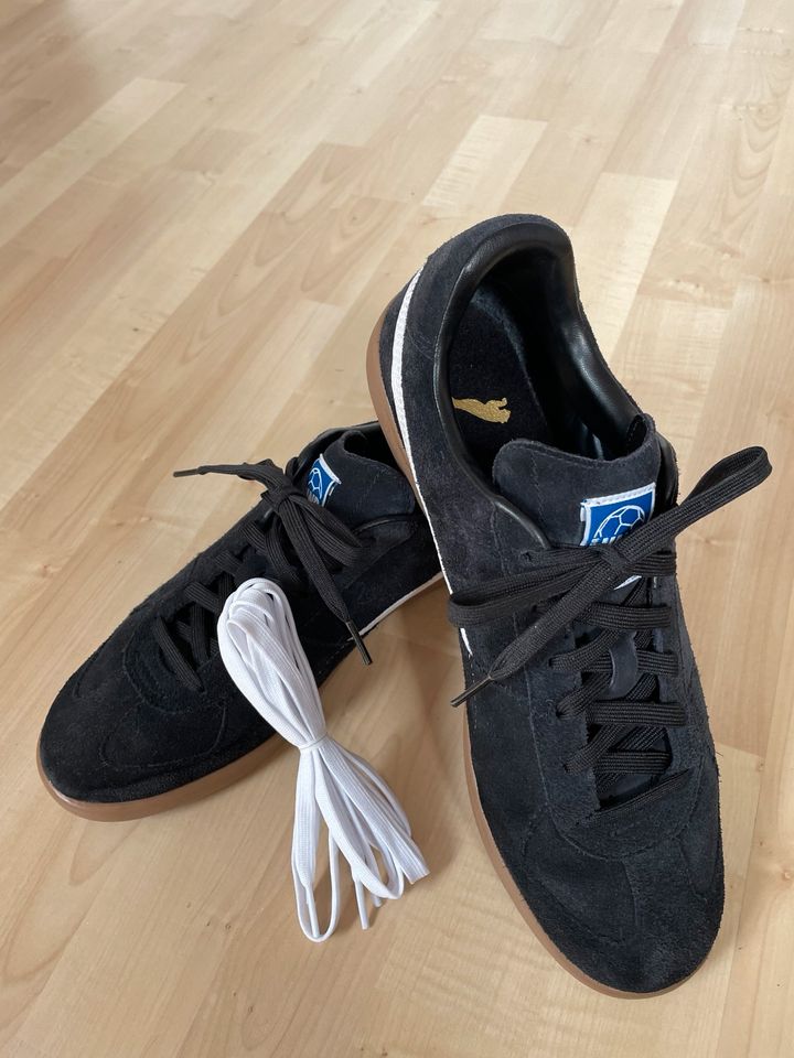 PUMA Handball Sneaker schwarz neuwertig in Erding