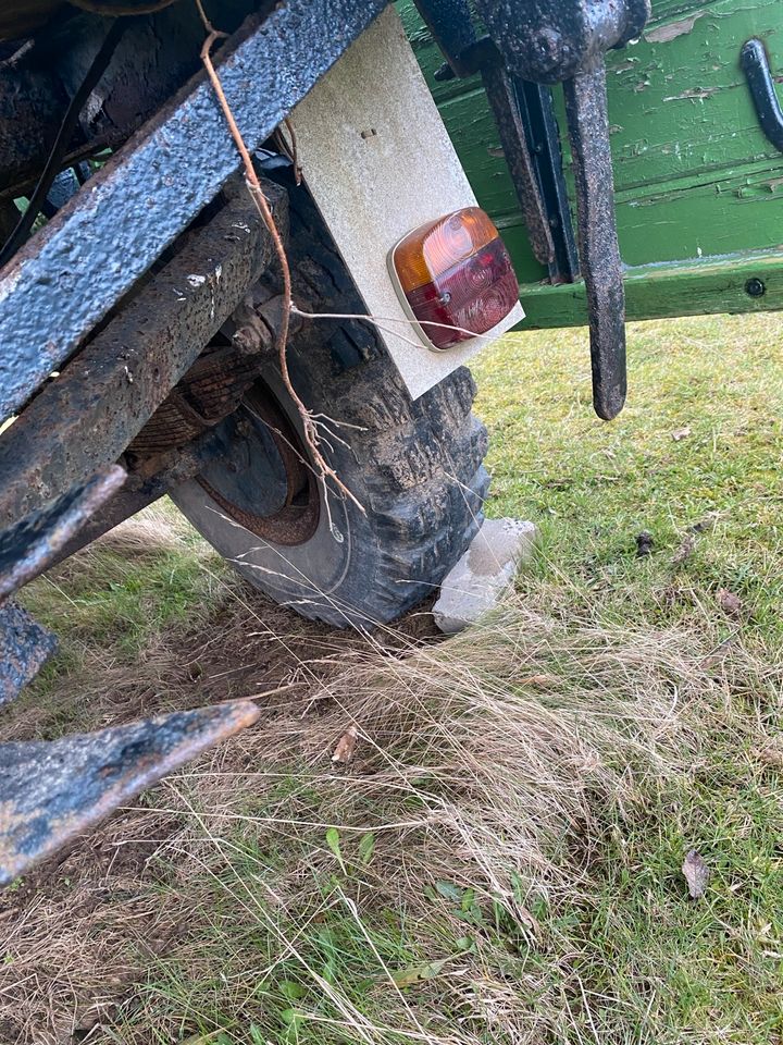 Traktor Anhänger in Immenhausen