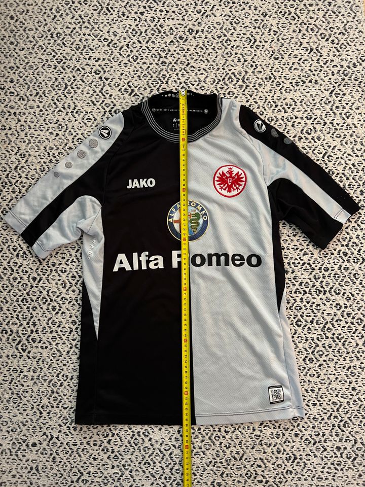 2013/14 Eintracht Frankfurt Away Trikot S (XS) Sponsor Alfa Romeo in Hamburg