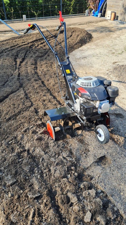 Motorhacke / Bodenfräse / Gartenfräse zu vermieten in Neuss