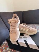 ❗Neu❗Adidas Schuhe Für Damen Farbe Rosé und Weiß Essen - Essen-Kray Vorschau