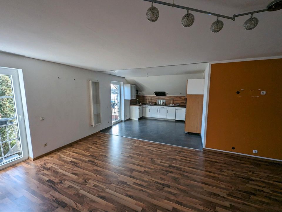 DG- Wohnung 131m2 mit Souterrain in Aldenhoven