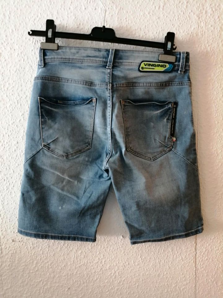 Kurze Jeans Hose Gr 158 in Lennestadt