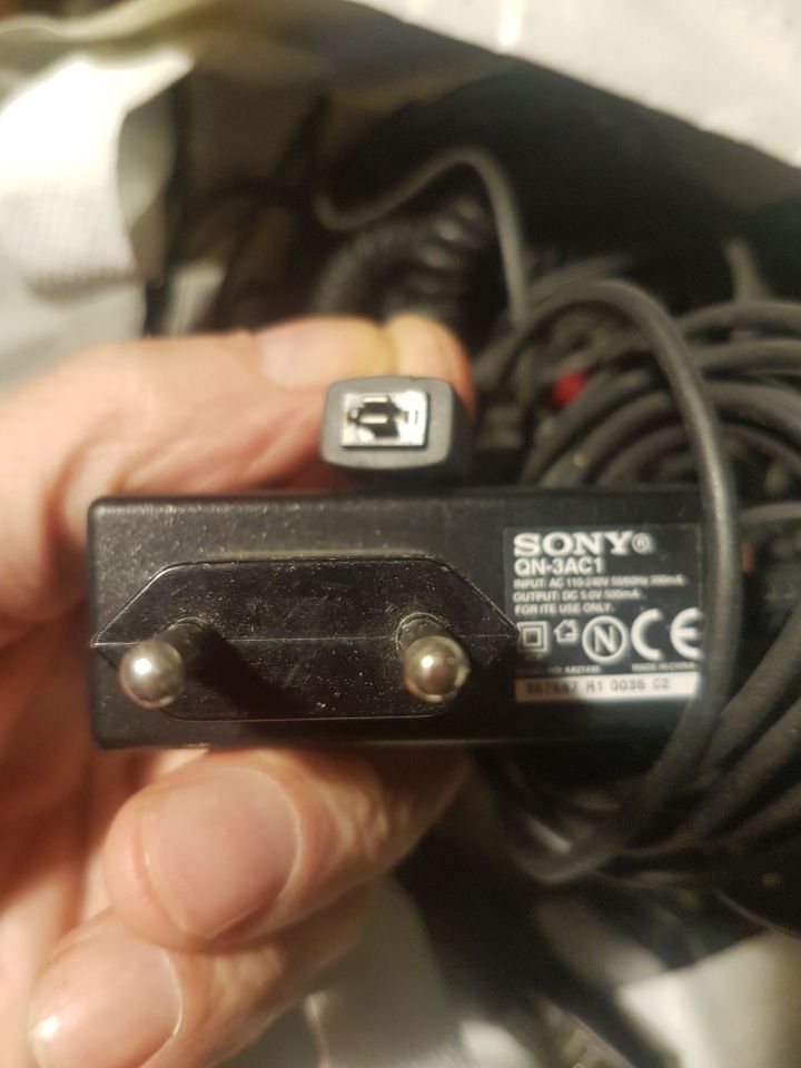 Sony QN 3AC1 Handy Adapter Netzteil in Schwalmstadt