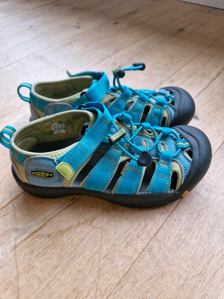 Keen Newport Trekking Sandalen Outdoor Gr.35 in Ober-Ramstadt