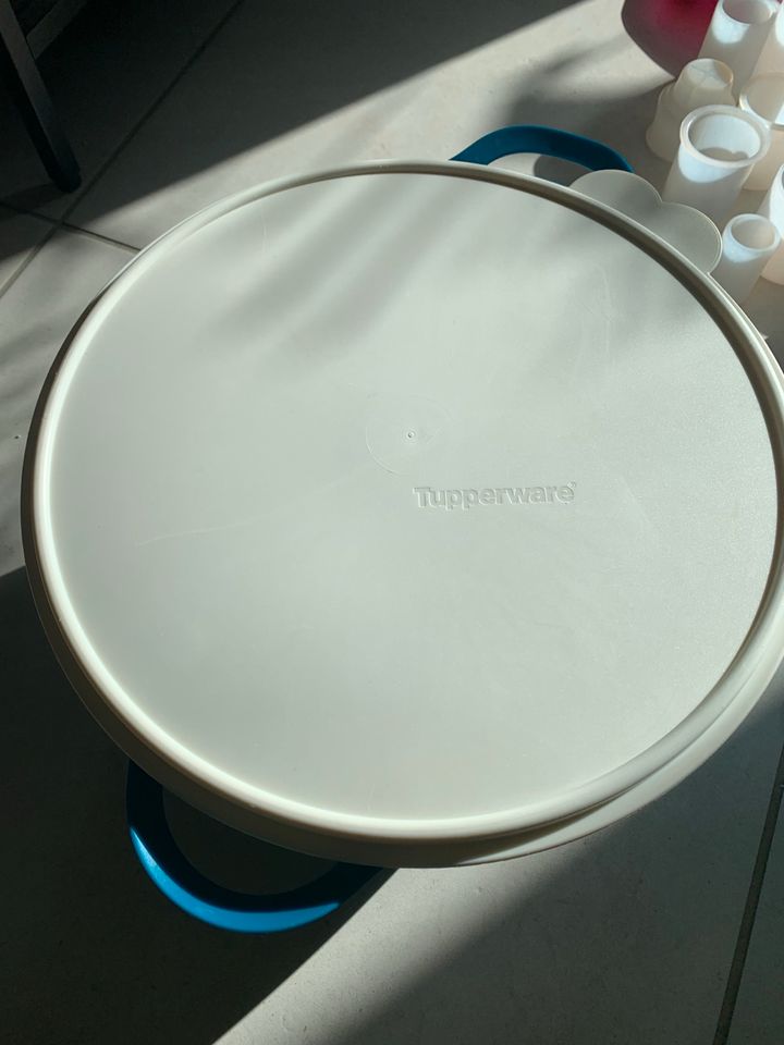 Tupperware Schüssel türkis blau  groß 30 cm Salat in Kirchdorf