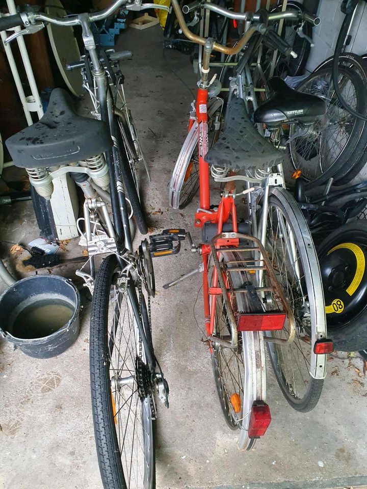 2 alte Fahrradprojekte müssen weg in Centrum