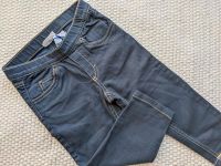 H&M Kurze Hosen Shorts 122 Mädchen Jeans Optik Leggings Bayern - Augsburg Vorschau