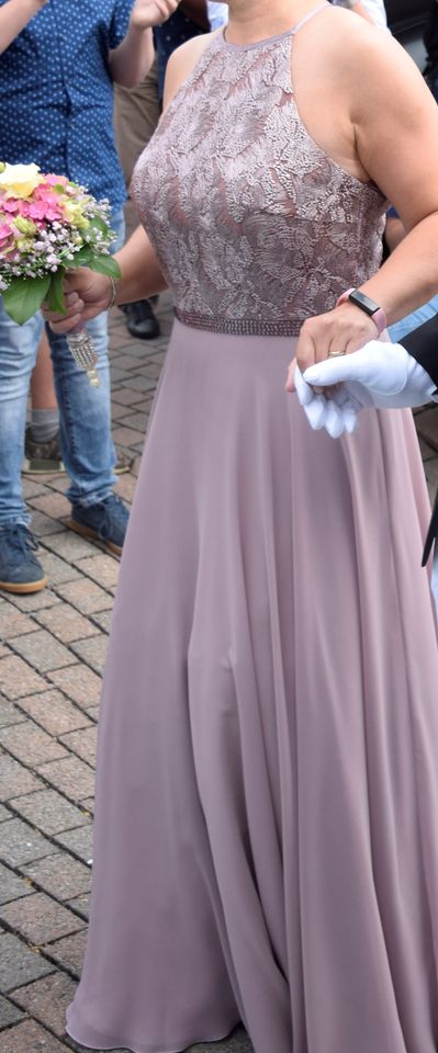 Hofdamenkleid - Schützenfestkleid in Olsberg