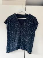 Opus Sommer T-Shirt Bluse Kurz Blau mit Blumen Niedersachsen - Wilhelmshaven Vorschau