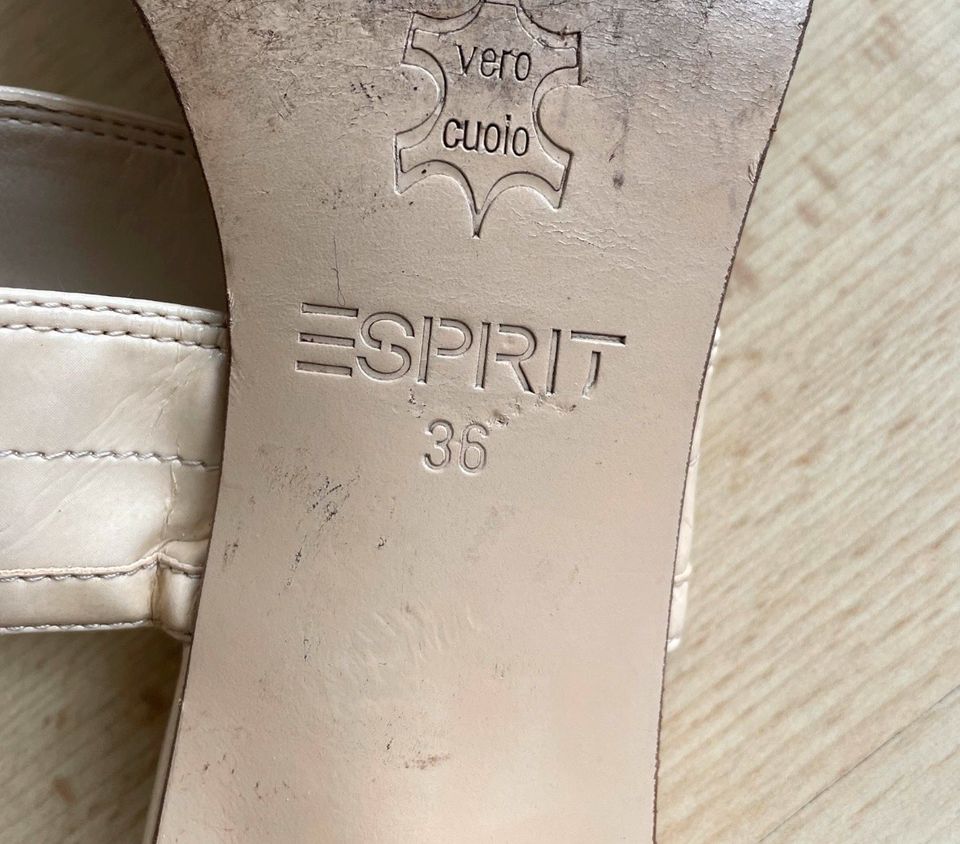 ESPRIT SANDALETTEN GR 36 beige in Hamburg