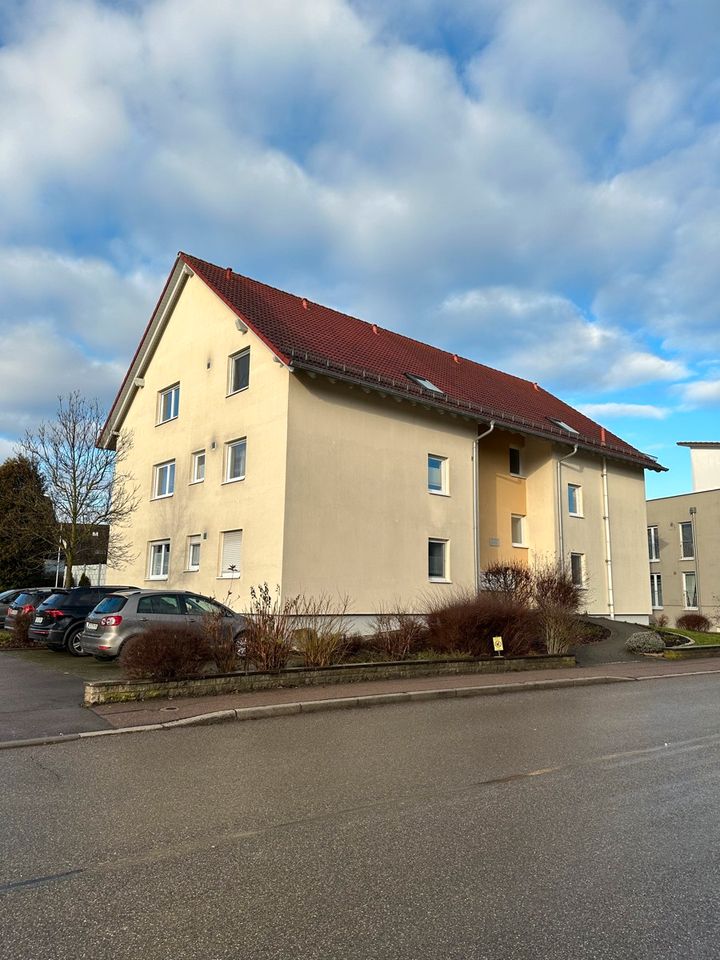 Einladende 3-Zimmer-Dachgeschoss Wohnung mit potenzial zum Ausbau in Crailsheim