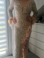 Paillettenkleid mit Federn in Gold + passende High Heels Nordrhein-Westfalen - Menden Vorschau