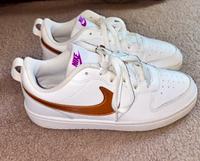 NIKE Sneakers weiß/gold wie neu Gr. 38 Bayern - Altenkunstadt Vorschau