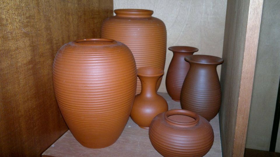 Rillendekor Terrakotta Keramik Vase 25cm und andere Ilkra 117 25 in Aachen