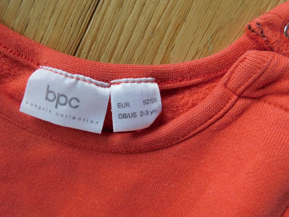 Sweatkleid 92/98 bpc rot mit Herzchen in Dünfus