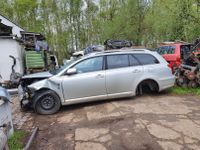 Toyota Avensis T25  Schlachtfest Ersatzteil 1C0 Silber Kombi 2006 Niedersachsen - Bremervörde Vorschau